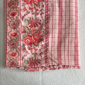 VINTAGE April Cornell Floral and Plaid Pink Tablecloth